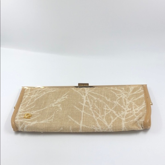 Vintage Clutch Tan and White fabric Pattern - Picture 3 of 12